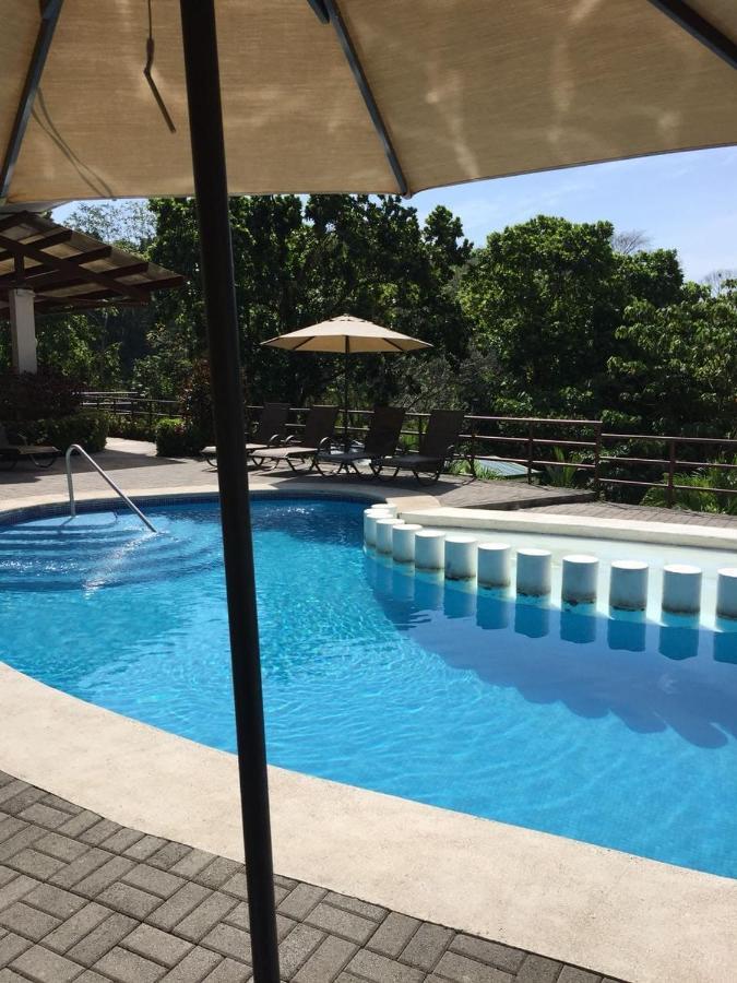 Casa De Playa Herradura Con Piscina Y Jacuzzi * Puntarenas